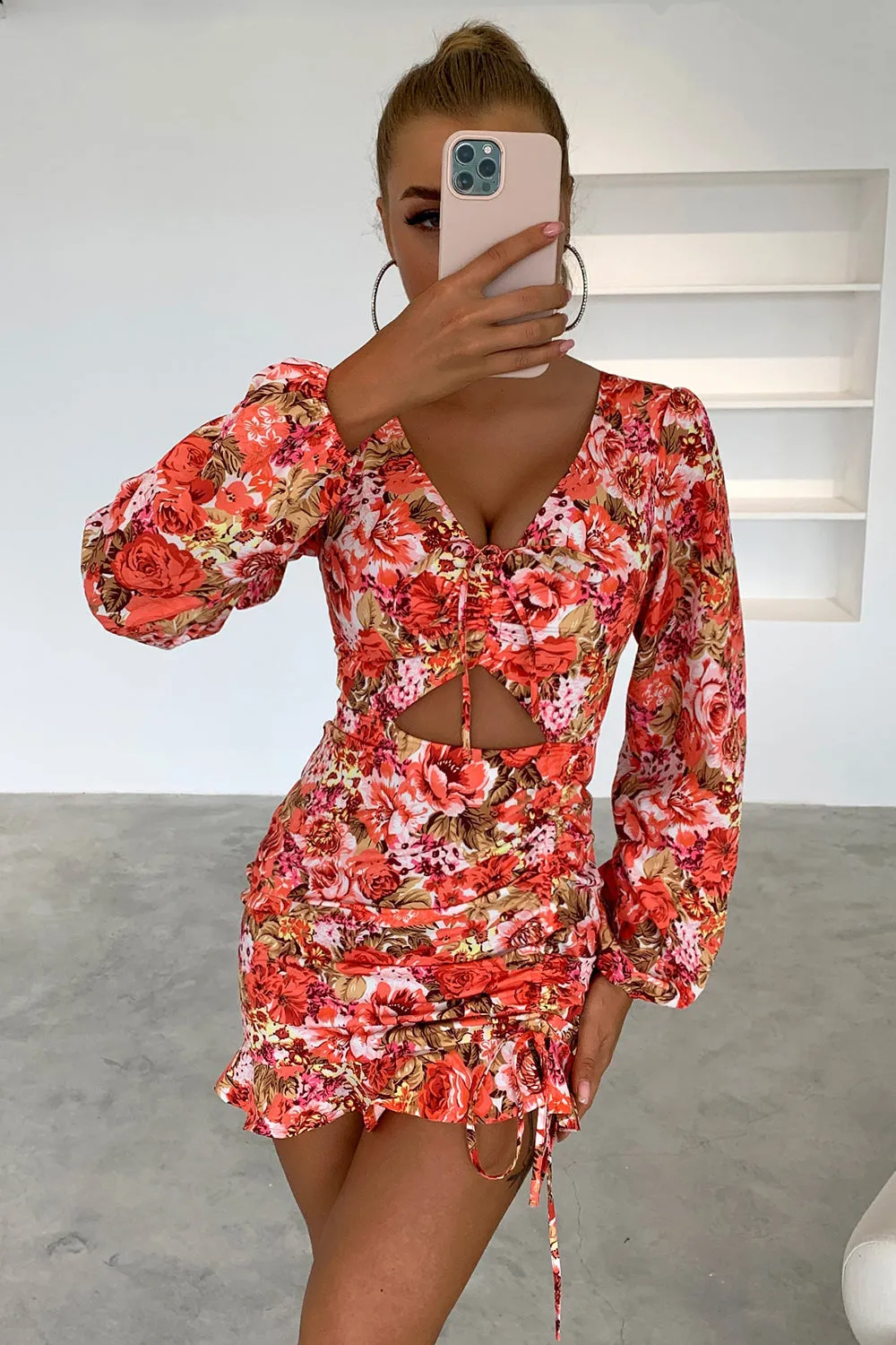 *APP EXCLUSIVE* Floral Cutout Long Sleeve Dress